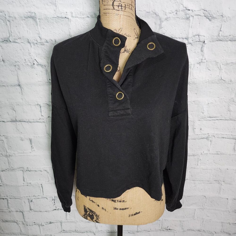 Project Social T Top Sz S Long sleeve Cropped Black pullover A34